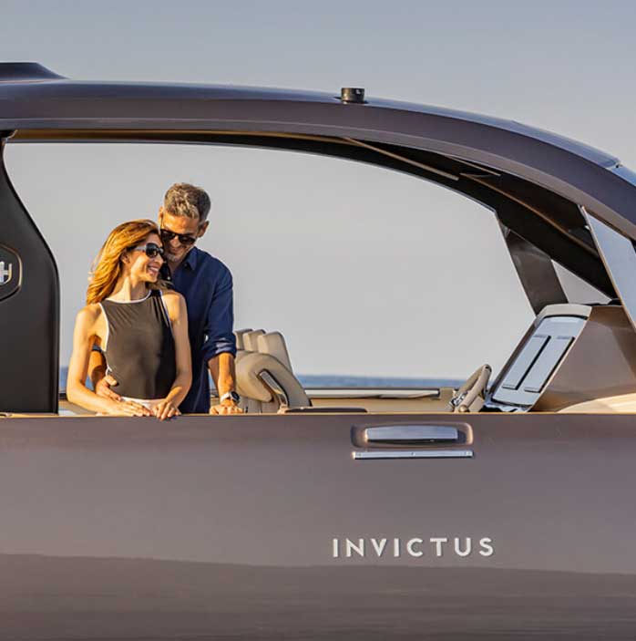 Invictus_Yacht_USA_TT460_4