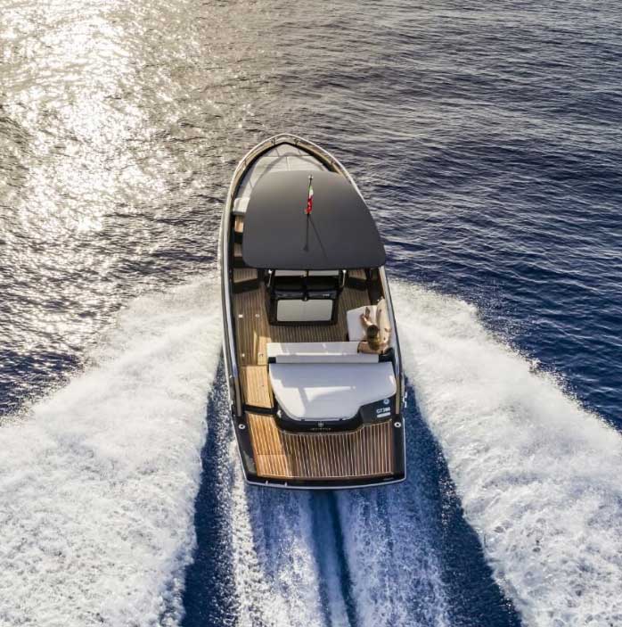 Invictus_Yachts_GT280_1