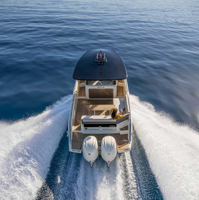 Invictus_Yachts_GT320S_3