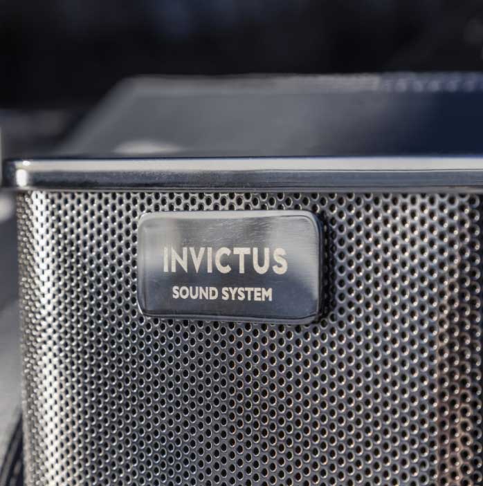 Invictus_Yachts_GT370_4